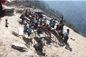 Ecole détruite par le tremblement de terre